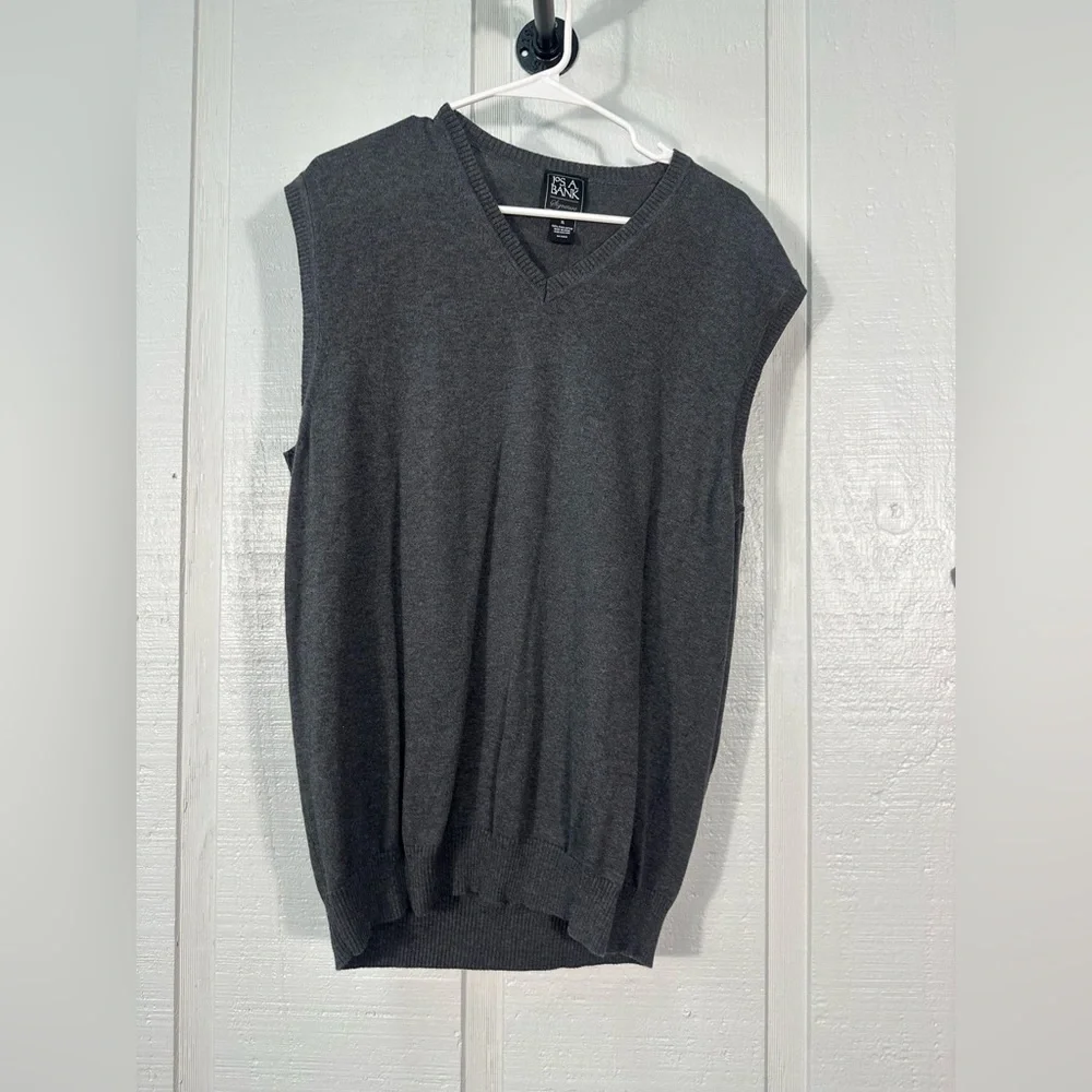 Jos A. Banks Gray Mens Sweater Vest Size XL EUC